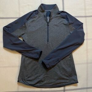 Under Armour Women's Graphite Gray Hybrid Quarter Zip Pullover. Size Medium